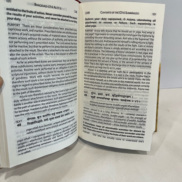 Bhagavad Gita As It Is Book - Picture 4 of 10
